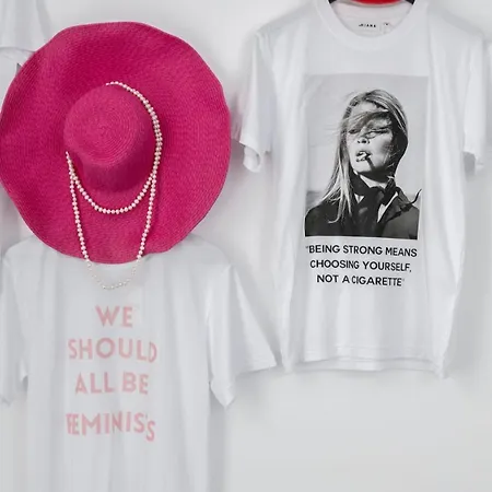 Coco Chanel *